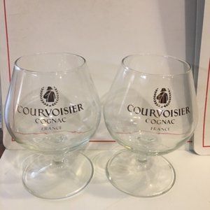 VTG Set of 2 Courvoisier Cognac Snifter FRANCE 4.5” Stem Glass Gold Lettering